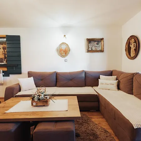 House Bebic シャレー *